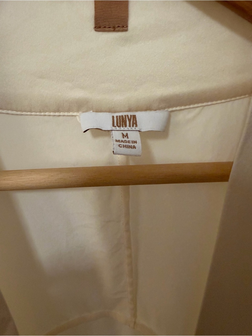 Lunya Washable Silk Robe - Picture 6 of 6